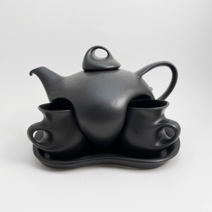 Black tea service set by Peter Saenger for Saenger Porcelain