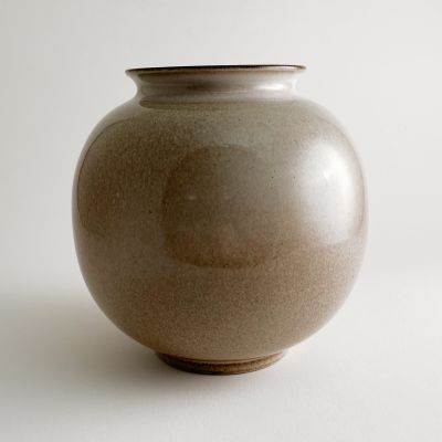 Swiss ceramic vase signed, Matzendorf / Aedermannsdorf_0