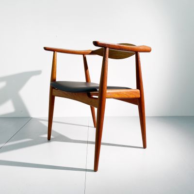 Chair CH35 Hans Wegner for Carl Hansen and Son_0