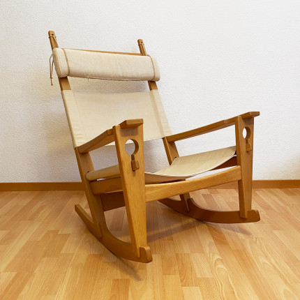 GE-273 rocking chair by Hans J. Wegner for Getama