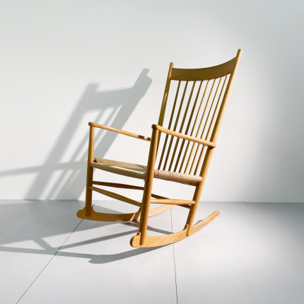 Rocking chair Hans Wegner model J16