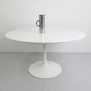 Original Knoll round dining table Eero Saarinen 137 cm_3