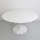 Original Knoll round dining table Eero Saarinen 137 cm_2