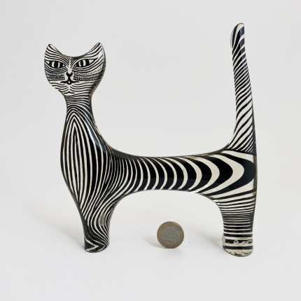 Lucite large cat sculpture by Abraham Palatnik