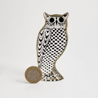 lucite bi-colored owl sculpture by Abraham Palatnik_0